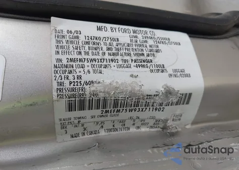 2003 Mercury Grand Marquis Ls z USA, uszkodzony, nr VIN 2MEFM75W93X711902